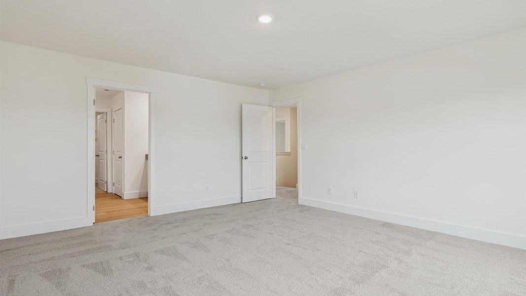 Spacious, unfurnished interior of a new home in Millstone Village, Morristown (Image 16). Spacious, unfurnished interior of a new home in Millstone Village, Morristown (Image 16).