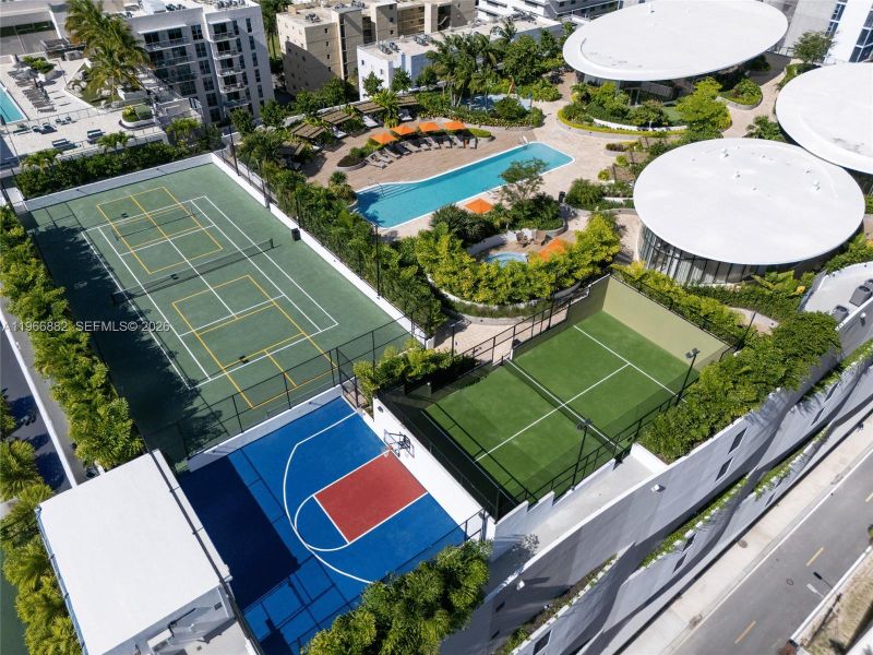 Community amenities in , Miami (Image 79). Community amenities in , Miami (Image 79).