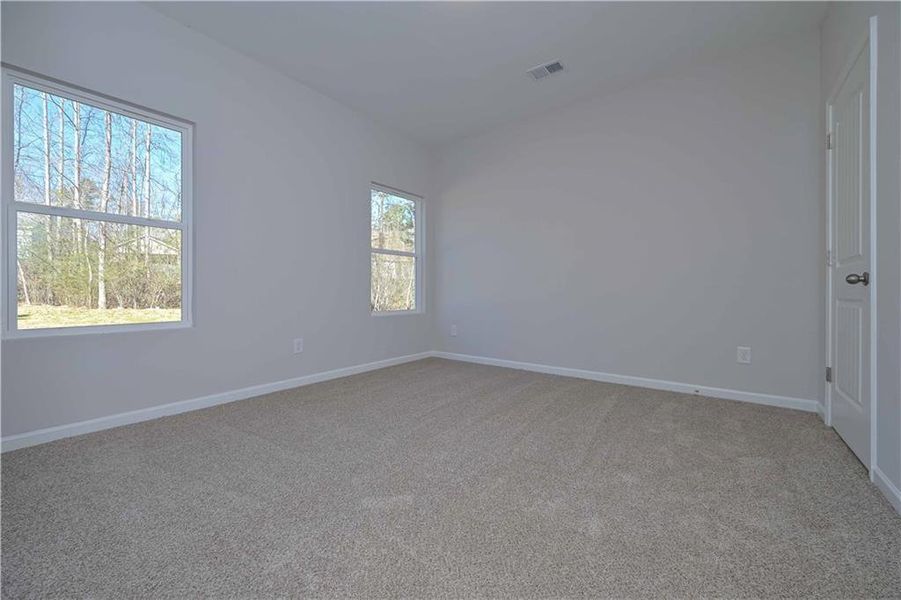 Spacious, unfurnished interior of a new home in , Villa Rica (Image 12).