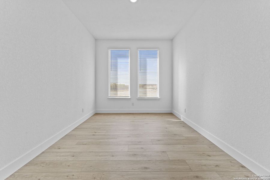 Spacious, unfurnished interior of a new home in Gatehouse: Classic Collection, New Braunfels (Image 13).