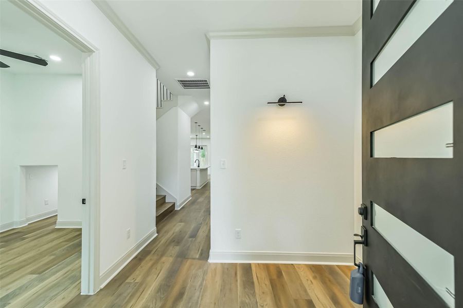Spacious, unfurnished interior of a new home in , Tomball (Image 22). Spacious, unfurnished interior of a new home in , Tomball (Image 22).