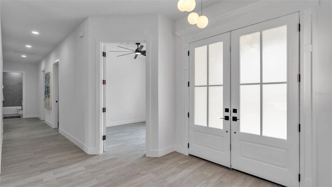 Spacious, unfurnished interior of a new home in , Plant City (Image 23). Spacious, unfurnished interior of a new home in , Plant City (Image 23).