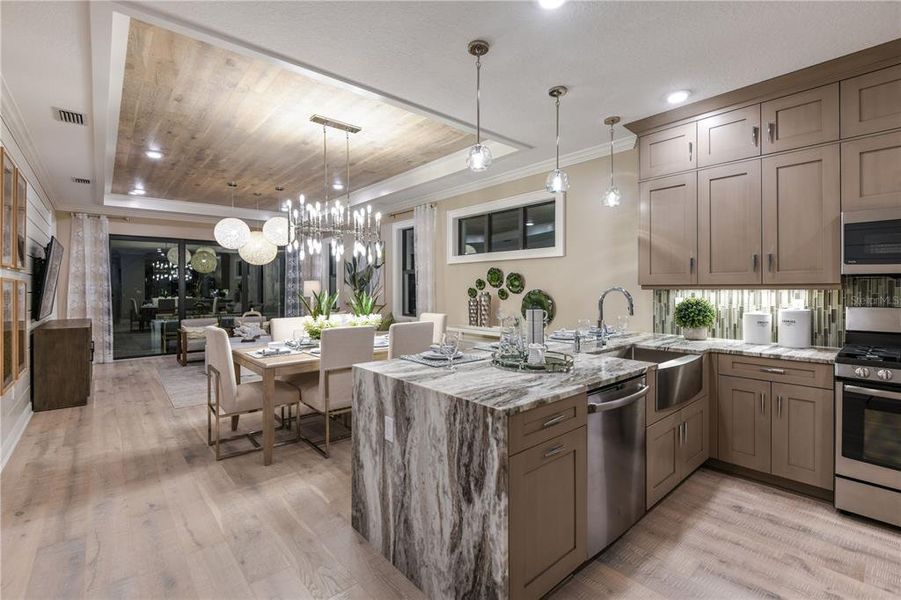 Furnished interior view inside a new home in Cresswind Lakewood Ranch, Lakewood Ranch (Image 33). Furnished interior view inside a new home in Cresswind Lakewood Ranch, Lakewood Ranch (Image 33).