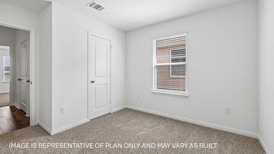 Spacious, unfurnished interior of a new home in Prairie Lakes, Buda (Image 17). Spacious, unfurnished interior of a new home in Prairie Lakes, Buda (Image 17).