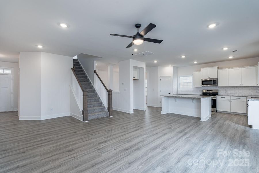 Image 16 of a home in Kerns Ridge.