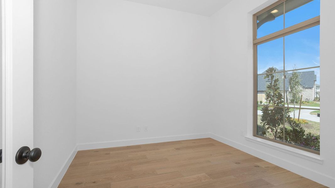 Spacious, unfurnished interior of a new home in StoneCreek Estates, Richmond (Image 7).