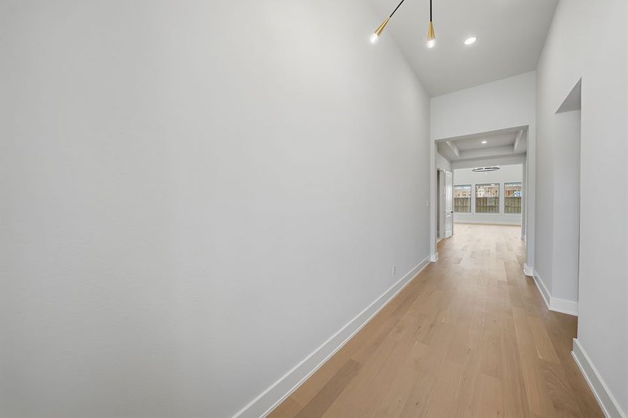 Spacious, unfurnished interior of a new home in The Homestead - 62', Rockwall (Image 17).