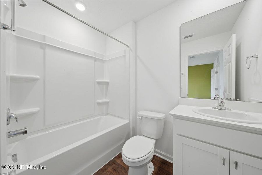 Furnished interior view inside a new home in , Middleburg (Image 9).