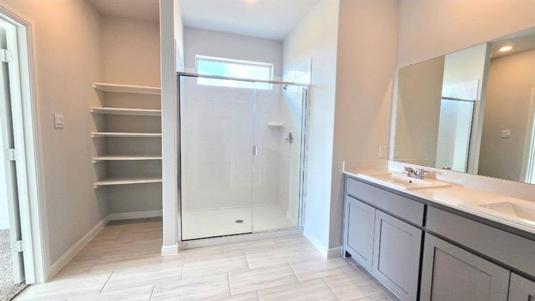 Furnished interior view inside a new home in Vista Point, Grandview (Image 8).