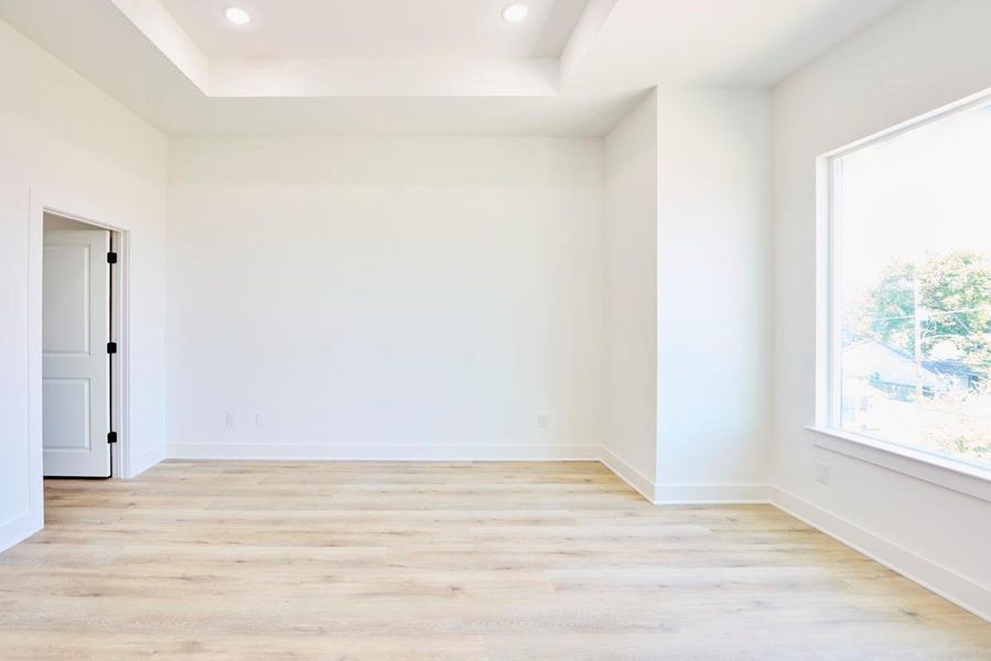 Prmary bedroom Prmary bedroom