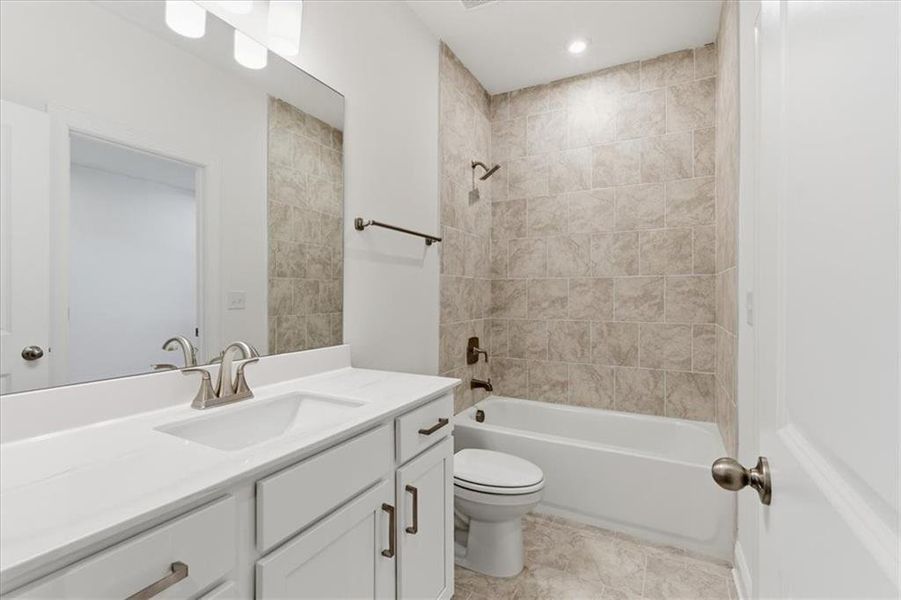 Furnished interior view inside a new home in The Estates at Hurricane Pointe, Douglasville (Image 13).