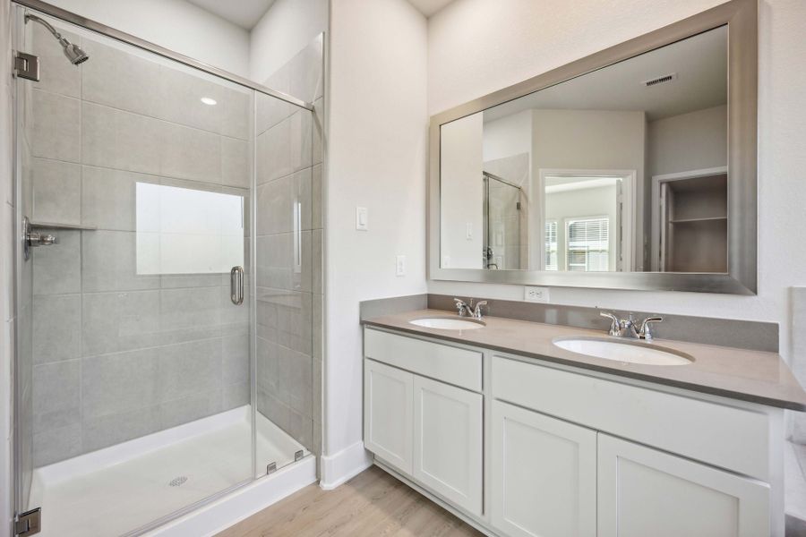 Mac Arthur Floorplan - Primary Bathroom Mac Arthur Floorplan - Primary Bathroom