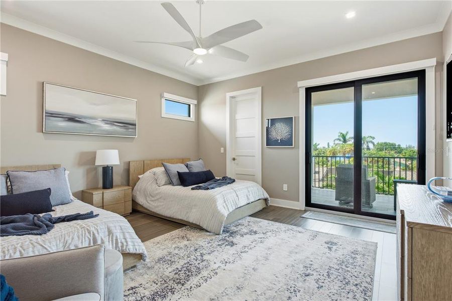 Furnished interior view inside a new home in , Belleair Beach (Image 52).