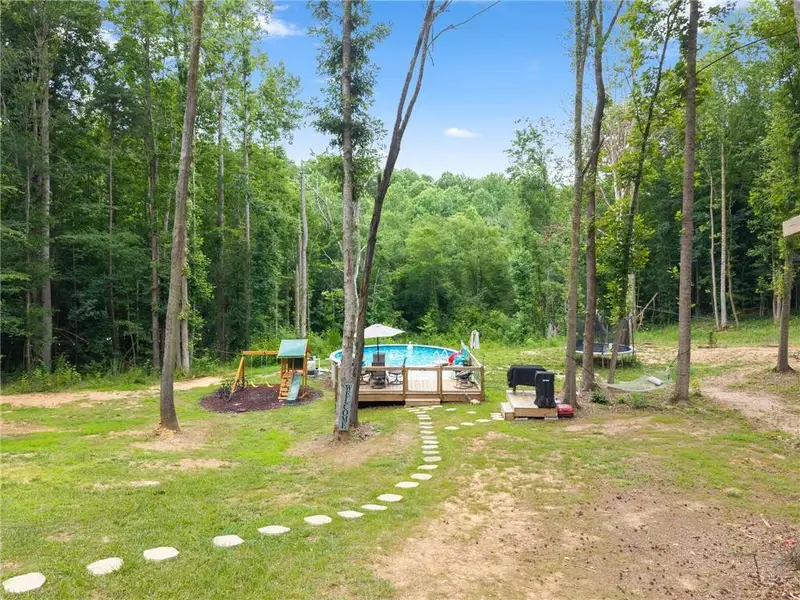 Community amenities in , Carnesville (Image 32). Community amenities in , Carnesville (Image 32).