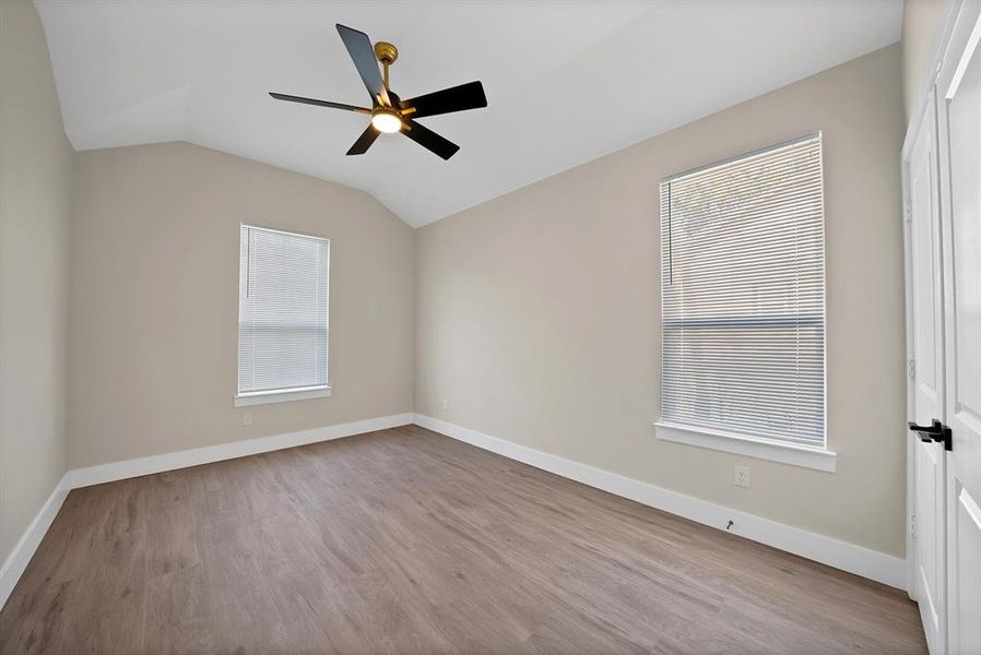 Spacious, unfurnished interior of a new home in , Dallas (Image 27).