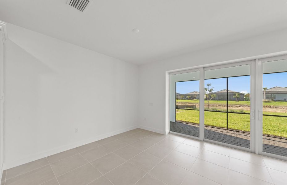 Spacious, unfurnished interior of a new home in TerraWalk at Babcock Ranch, Alva (Image 26). Spacious, unfurnished interior of a new home in TerraWalk at Babcock Ranch, Alva (Image 26).