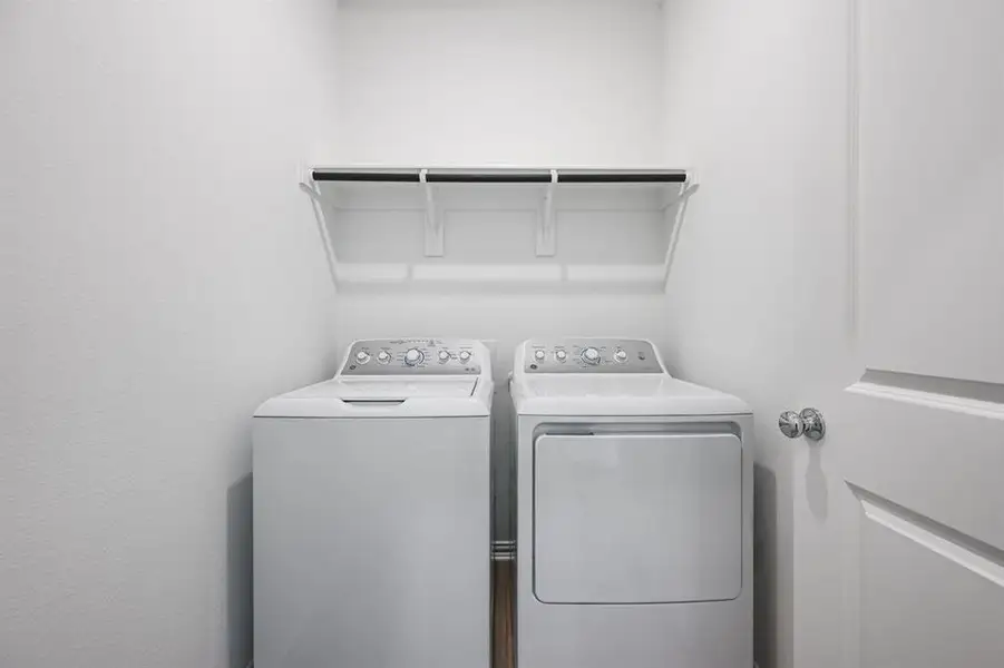 Furnished interior view inside a new home in River Ridge, Crandall (Image 12). Furnished interior view inside a new home in River Ridge, Crandall (Image 12).