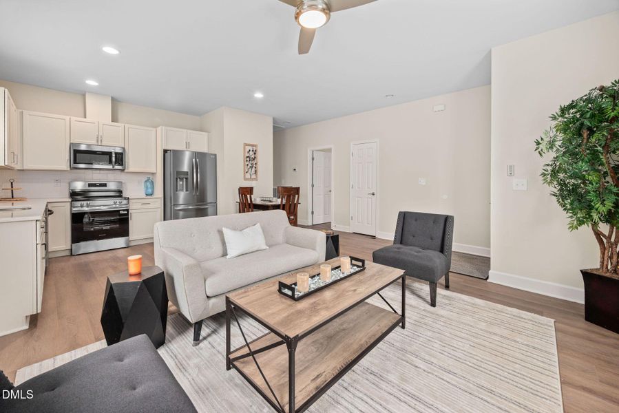 20-web-or-mls-1106-s-blount-st