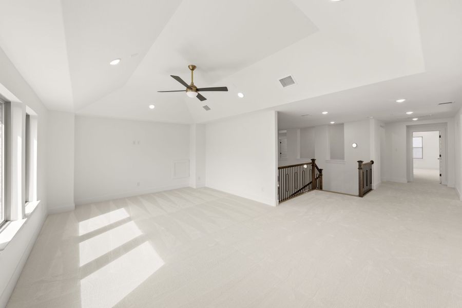 Spacious, unfurnished interior of a new home in StarView, Prosper (Image 59). Spacious, unfurnished interior of a new home in StarView, Prosper (Image 59).