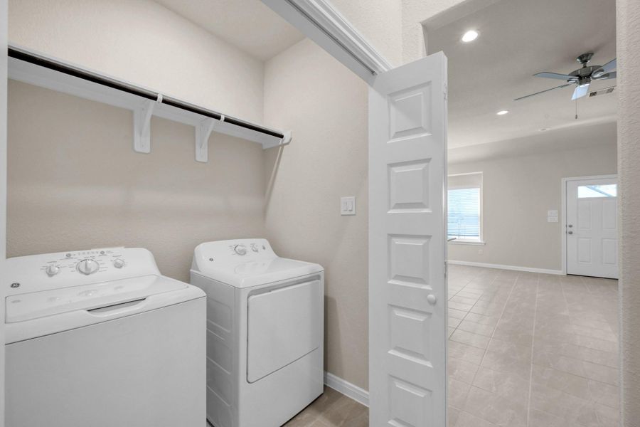 Pictures are of a completed home that is the same floorplan. Interior selections and exterior colors may differ. Pictures are of a completed home that is the same floorplan. Interior selections and exterior colors may differ.