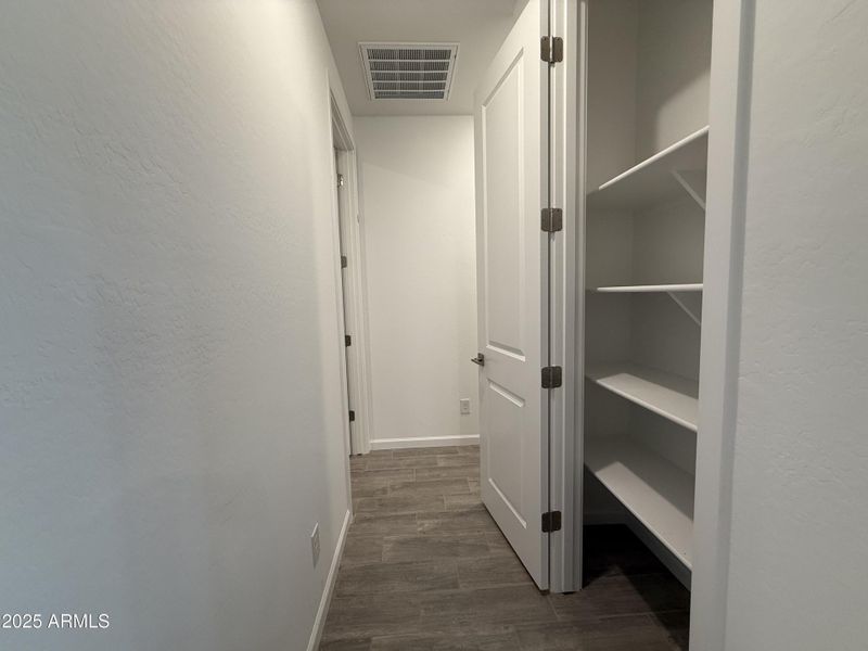 008_Hallway 008_Hallway