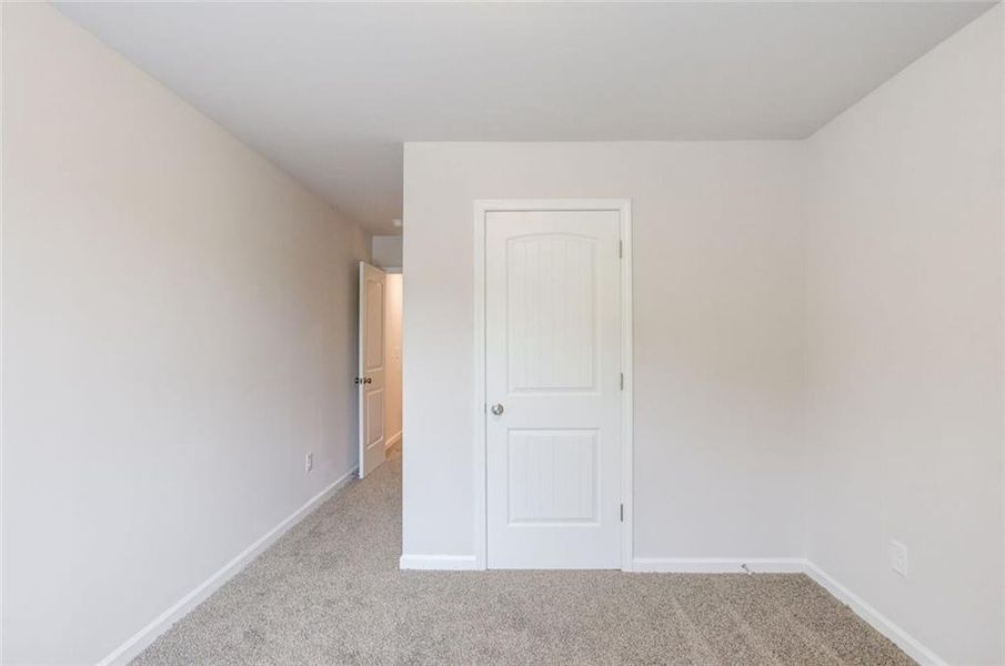 Spacious, unfurnished interior of a new home in , Lula (Image 25).