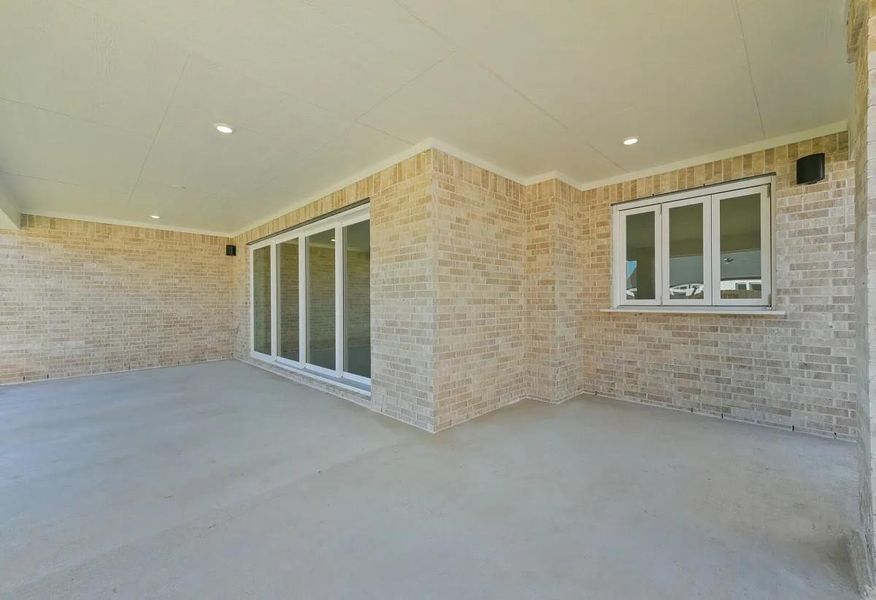 Exterior details and patio area of a home in WILDTREE 60', Montgomery (Image 3).