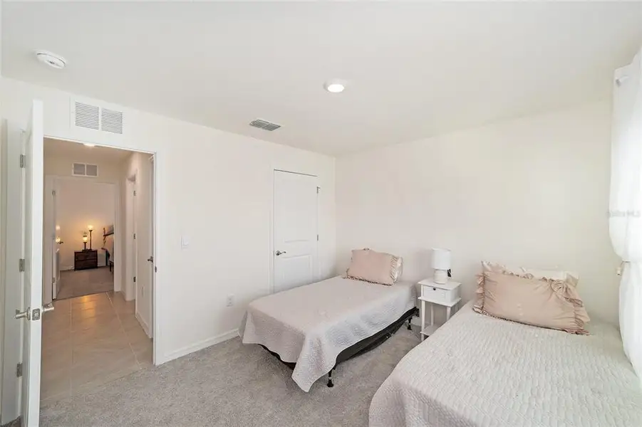 Furnished interior view inside a new home in Huntington Ridge, Ocala (Image 14).