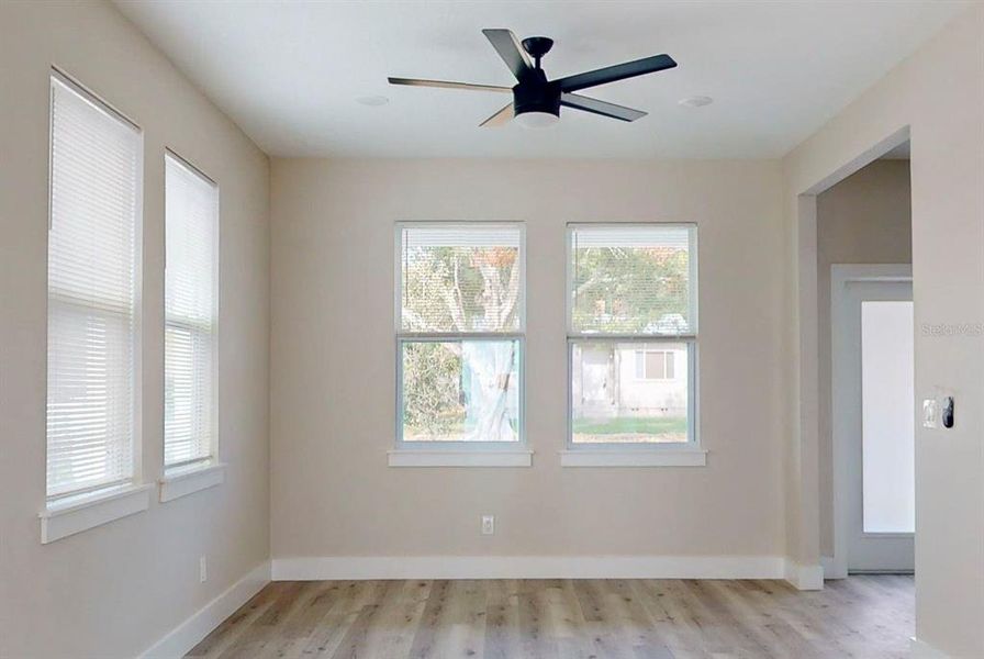 Spacious, unfurnished interior of a new home in , St. Petersburg (Image 59).