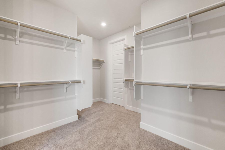 Spacious, unfurnished interior of a new home in Nolina, Georgetown (Image 29).