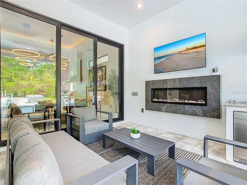 Furnished interior view inside a new home in , Reunion (Image 59). Furnished interior view inside a new home in , Reunion (Image 59).