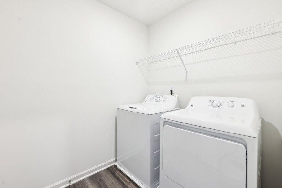 Close-up of interior finishes inside a home in Sunterra Lakes, Brookshire (Image 16).