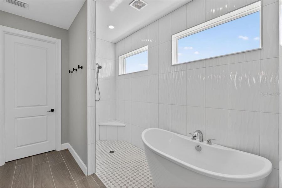 Furnished interior view inside a new home in , Punta Gorda (Image 11).