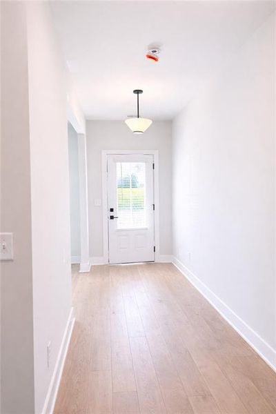 Spacious, unfurnished interior of a new home in , Villa Rica (Image 5).