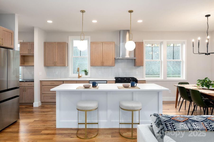 Modern Kitchen Features Quartz and Stainless Steel