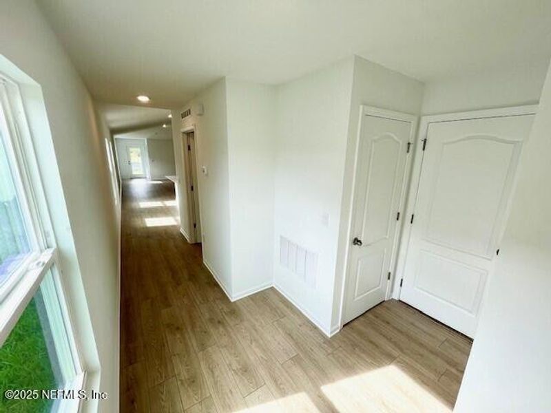 Spacious, unfurnished interior of a new home in Grand Reserve, Bunnell (Image 23).