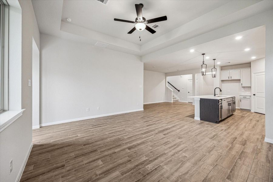 Spacious, unfurnished interior of a new home in Elyson, Katy (Image 18).