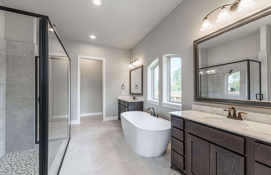 Representative furnished interior of a home built from the 4094 by Ravenna Homes in Artavia 70′, Conroe (Image 17).