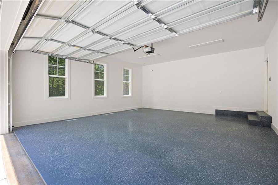 Spacious, unfurnished interior of a new home in , Cartersville (Image 34).