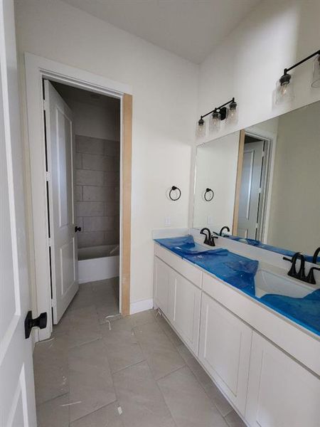 Furnished interior view inside a new home in Rocky Top, Krum (Image 4). Furnished interior view inside a new home in Rocky Top, Krum (Image 4).