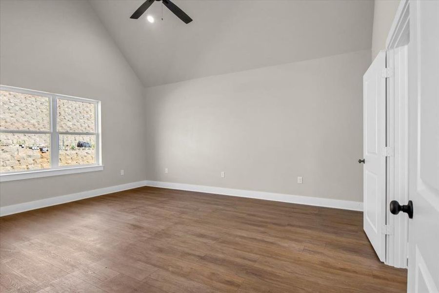 Spacious, unfurnished interior of a new home in , Lindale (Image 21). Spacious, unfurnished interior of a new home in , Lindale (Image 21).