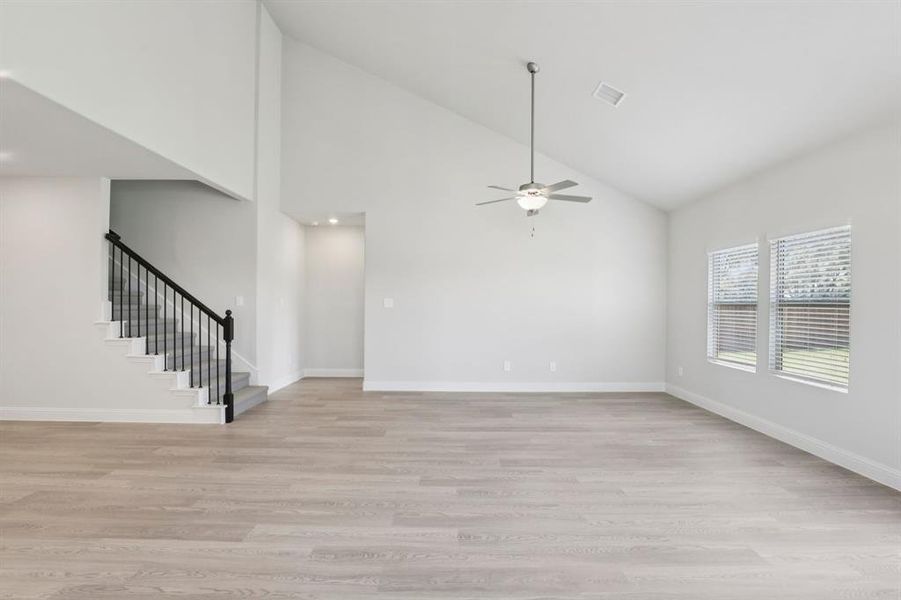 Spacious, unfurnished interior of a new home in Windmore, Princeton (Image 17).