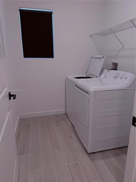 Furnished interior view inside a new home in , Port St. Lucie (Image 4).