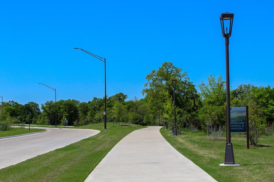 Community amenities in , College Station (Image 24).