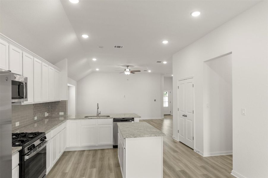 Furnished interior view inside a new home in Orchard Ridge, Liberty Hill (Image 5). Furnished interior view inside a new home in Orchard Ridge, Liberty Hill (Image 5).