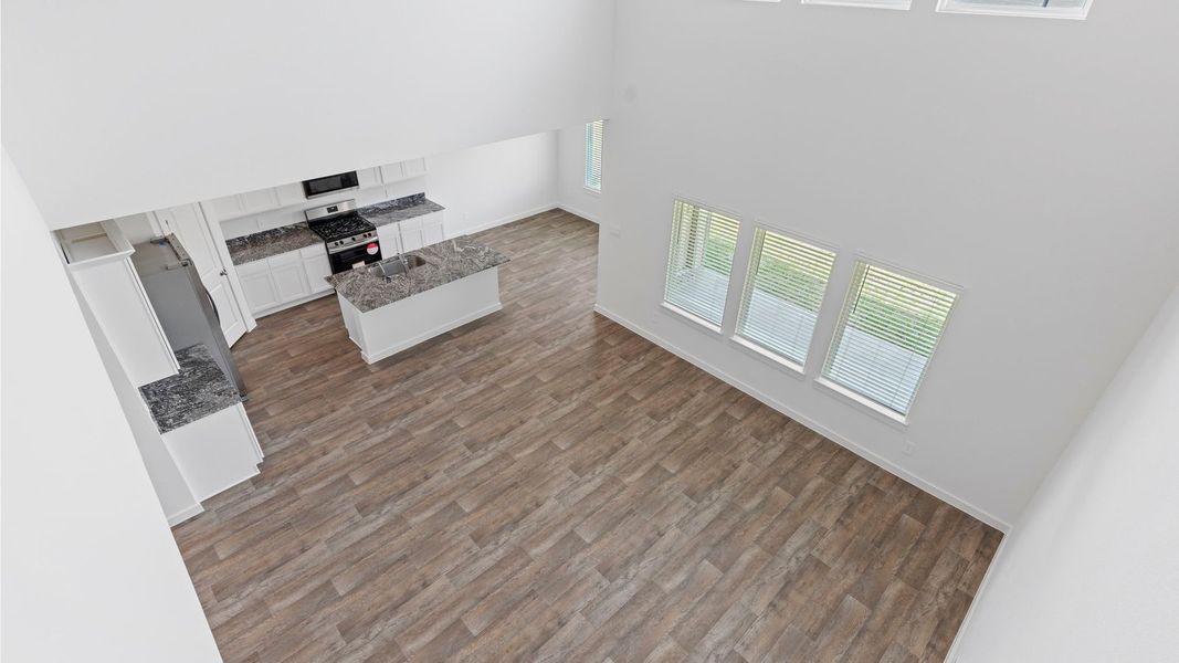 Spacious, unfurnished interior of a new home in Evergreen, Rosenberg (Image 13).