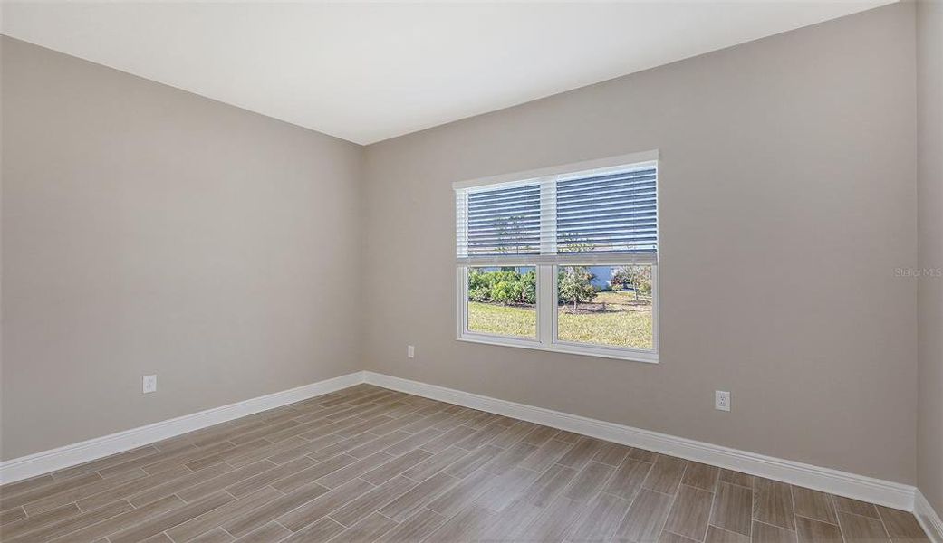 Spacious, unfurnished interior of a new home in , Venice (Image 19).