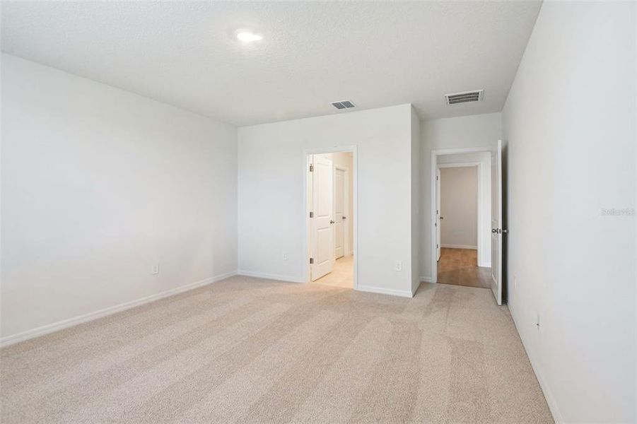 Spacious, unfurnished interior of a new home in Two Rivers - Classic Series, Zephyrhills (Image 35).