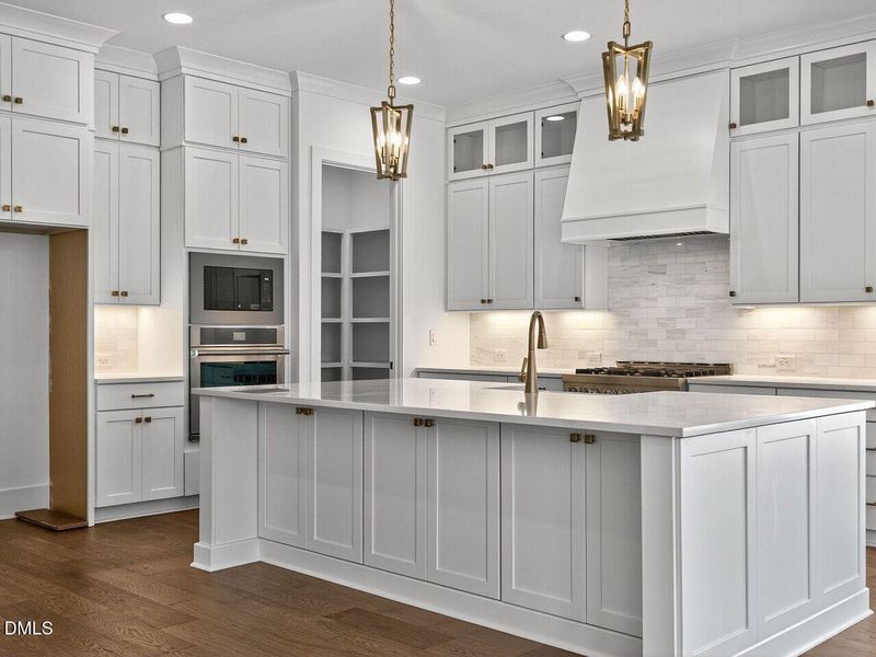 012-1280x960-kitchen