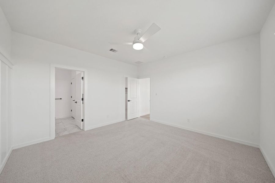 Private primary suite